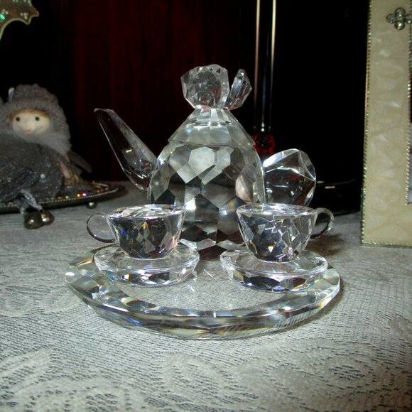 Sorelle Deco Crystal Tea Set - Picture 1 of 10
